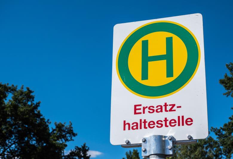 Ersatzhaltestellenschild